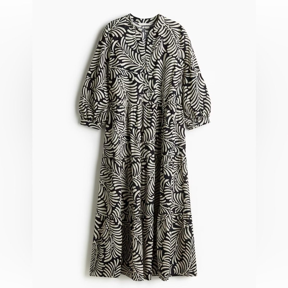 Black and White Tiered Midi Dress - Picture 2 of 4